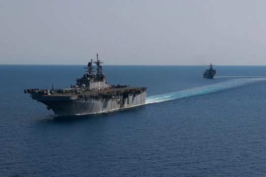 Συνεχίζεται η κλιμάκωση στη Μέση Ανατολή: Το Ιράν απειλεί με πλήρες κλείσιμο του Ορμούζ